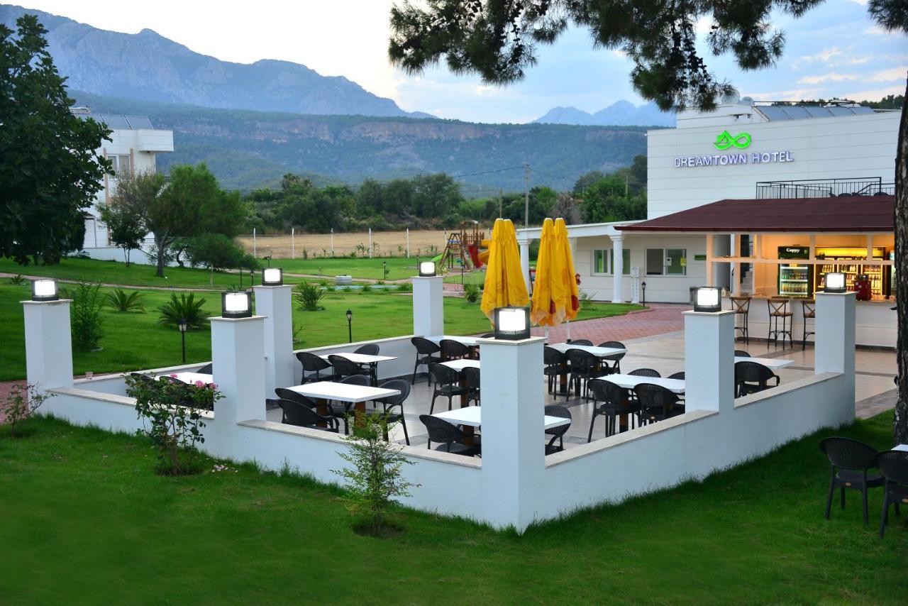 Dream Town Hotel&Restaurant Kemer Buitenkant foto